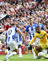  曼联新帅滕哈赫首秀遭遇开门黑  