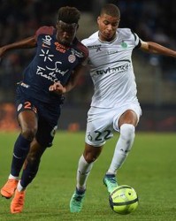  诺伊尔达成德甲三百场零封里程碑纪录  